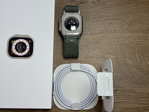 Apple Watch Ultra 2nd Gen, 49mm, Titanium (3 foto / 3)