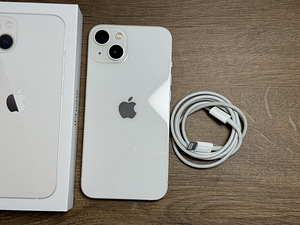 Apple iPhone 13 128gb, White (3 foto / 3)