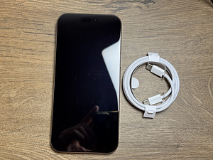 Apple iPhone 16 Pro Max 1TB, Desert Titanium (2 foto / 3)