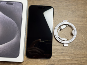 Apple iPhone 15 Pro Max 256gb, Black Titanium (2 foto / 3)