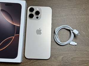 Apple iPhone 16 Pro Max 256gb, Desert Titanium (3 foto / 3)