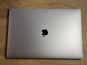 Apple Macbook Pro i7/32gb/512gb (16-inch, 2019), Space Grey (2 foto / 3)