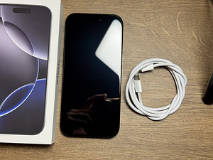 Apple iPhone 16 Pro 128gb, Black Titanium (2 foto / 3)
