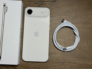 Apple iPhone Air 256gb, Light Gold (3 foto / 3)