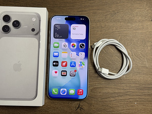 Apple iPhone 17 Pro Max 256gb, Silver (1 foto / 3)
