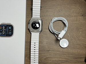 Apple Watch Ultra 2nd Gen, 49mm, Titanium (3 foto / 3)