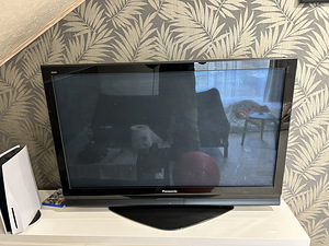Televisor (1 foto / 1)