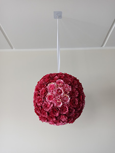 Kunstlilledest dekoratiivpall 25 cm (1 foto / 5)