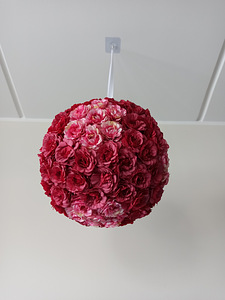 Kunstlilledest dekoratiivpall 25 cm (2 foto / 5)