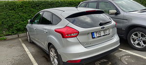 Продажа автомобиля (2 фото из 2)