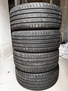 Michelin 245/45 RZ 18 (3 foto / 3)