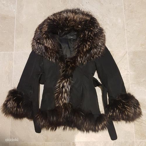 Продам теплую зимнюю куртку с мехом R&L (фото #1)