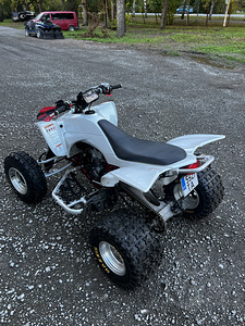 Yamaha YFZ450 arvel (3 foto / 5)