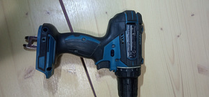 Makita Ddf482 б/у (2 фото из 3)