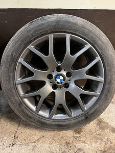 BMW X5 FACELIFT (11 foto / 11)