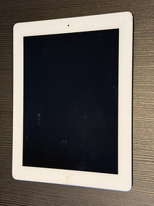 iPad 4 valge Wi-Fi 64 gb (1 foto / 4)