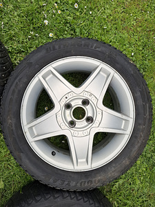 Литые диски SEAT 4x100 R16 (6 фото из 9)