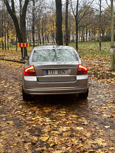 Volvo s80 2.4d 120kw summum (5 foto / 10)