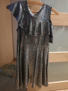 Zara pidulik kleit s 140 (3 foto / 3)