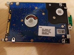 HP ZBook 17 G2 (16GB RAM 256 SSD 1TB HDD DVD/RW) varuosadeks (3 foto / 9)