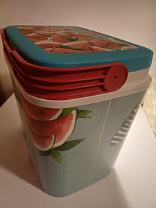 Life Story : Reisi & Külmakast (Cool Box / Food Safe) 24L (2 foto / 6)