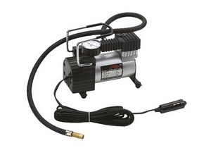 ONROAD AIR COMPRESSOR 12V 150 PSI : Õhukompressor / pump (9 foto / 9)