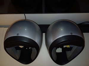 Kiiver TORNADO Helmets 2tk komplekt : suurus L (57-58) (5 foto / 10)