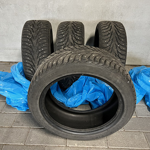 Naastrehvid / naelrehvid Yokohama 215/50/R17 M+S 4tk (1 foto / 3)