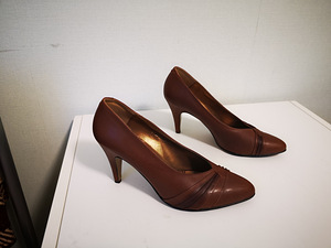Elegantsed nahkkingad (2 foto / 3)