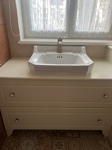 Valamukapp, valamu, segisti ja integreeritud kapiga masinale (1 foto / 6)