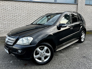 Mercedes Benz ML320 2006 228k km (1 foto / 11)