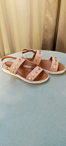 Uued laste sandaalid (suurus 33).