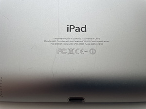 iPad 4th Generation (A1460) – 16GB, Wi-Fi + Cellular (6 foto / 6)