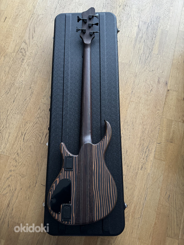 Bass guitar special crafted (foto #3)