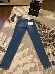 Guess curve x teksad s:w28/L32 (2 foto / 3)