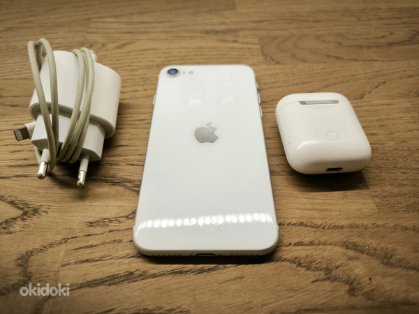 Apple Iphone SE 2020 + airpods 2 gen. (фото #1)