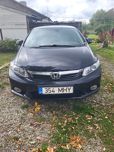 Honda Civic (4 foto / 5)