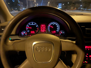 Audi A4 B7 147kw 2.0TFSI Quattro ATM Bensiin (10 foto / 11)