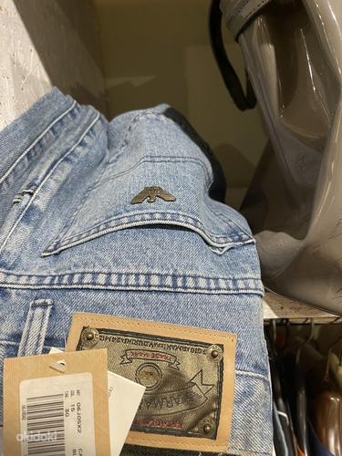 Жилет versace, джинсы Armani, брюки Moschino (фото #1)