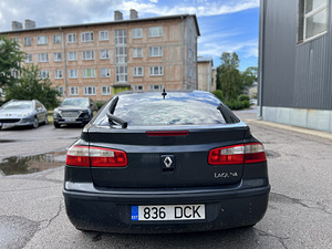 Renault Laguna Elegance (5 фото из 12)