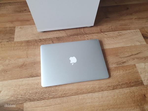 Apple MacBook Air "Core i5" 1.6 13" (Early 2015) (foto #2)