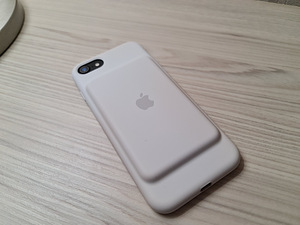 iPhone 7 32GB + Apple Smart Battery Case (4 foto / 4)