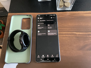Samsung Galaxy S20 Ultra 5G / Galaxy Watch 4 Classic 46mm (2 foto / 3)