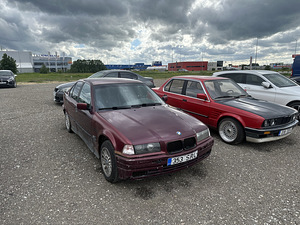 BMW 318is 2.8 (2 foto / 6)