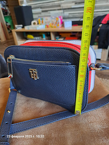 Продается сумка Tommi Hilfiger (3 фото из 5)