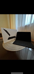 iPad Air 4 + Smart Keyboard