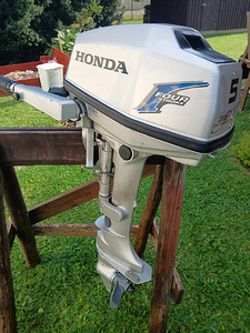 Honda 5hp paadimootor (1 foto / 5)