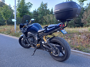 Yamaha FZ1-S, 2007 (4 foto / 5)