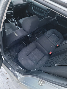 Vw golf IV M/V (9 foto / 9)
