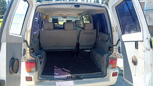 Volkswagen Caravelle 2.5 75kW (8 foto / 15)